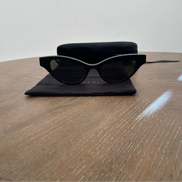 Gucci
Women's GG1298S Sunglasses - Picture 2 of 7